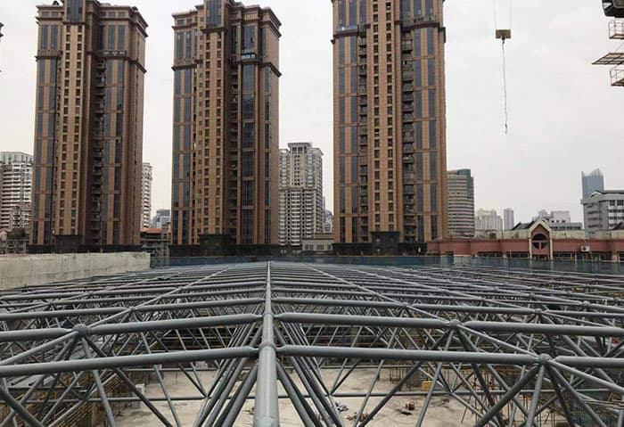 北辰螺栓球网架结构